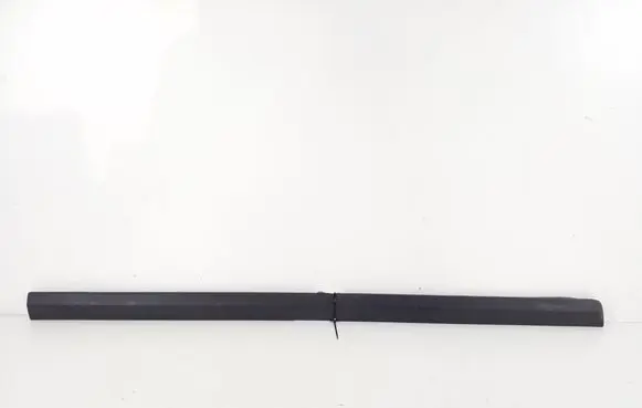 Volvo V50 Front door trim (molding) 31213832