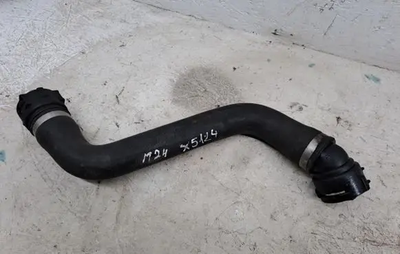 BMW 5 F10 F11 Engine coolant pipe/hose 7789742