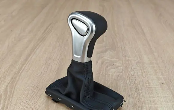 Audi Q5 SQ5 8R Gear lever shifter trim leather/knob 8K1713139R