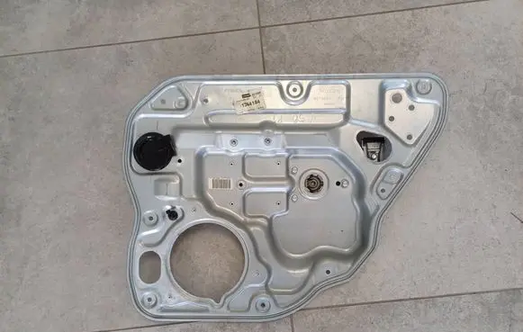 Volvo V50 Rear door window regulator with motor 8679083
