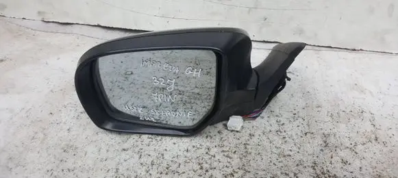Subaru Impreza III Front door electric wing mirror