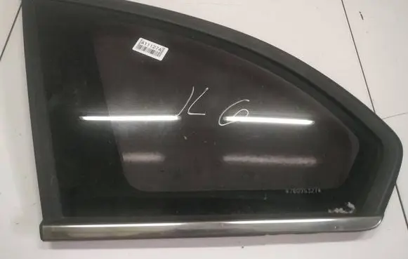 Chevrolet Captiva Rear side window AS2