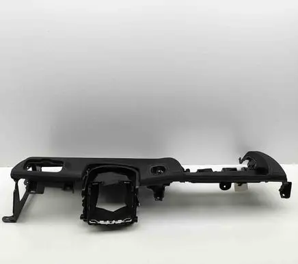 Mercedes-Benz GLE W167 Dashboard lower bottom trim panel A1676805000