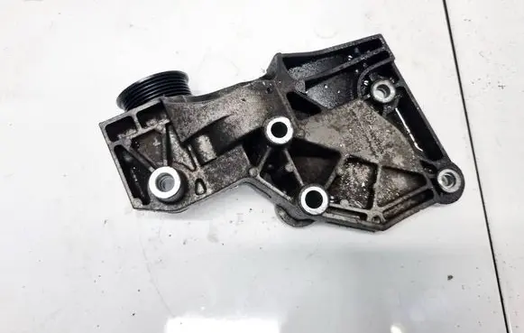 Opel Insignia A Engine mounting bracket 55582510 532274354