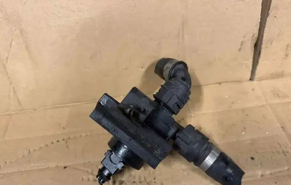 BMW 5 E60 E61 Electric auxiliary coolant/water pump 6922646
