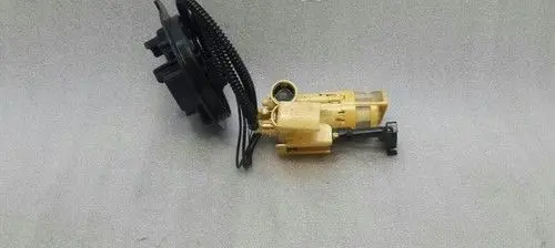 Mercedes-Benz C W205 In-tank fuel pump A2054701694
