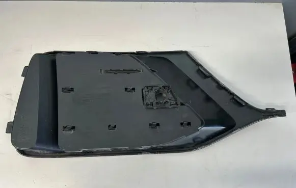 Audi Q8 Front fog light trim/grill 4M3807151B
