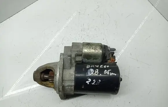 BMW 5 E60 E61 Starter motor 0001107424 752112304 752111605