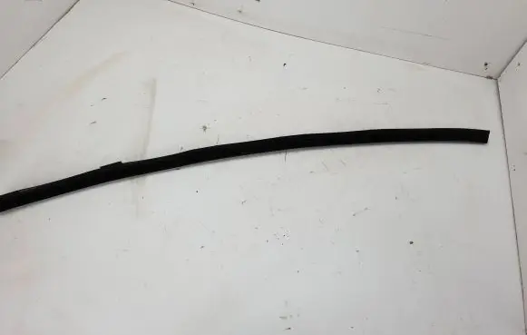 BMW 3 E36 Rubber seal front coupe door window 