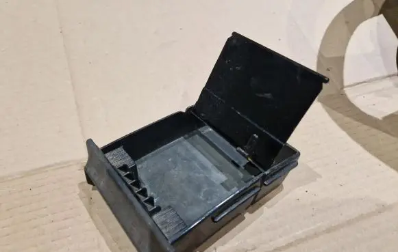 Volkswagen Jetta I Ashtray (front) 161857309