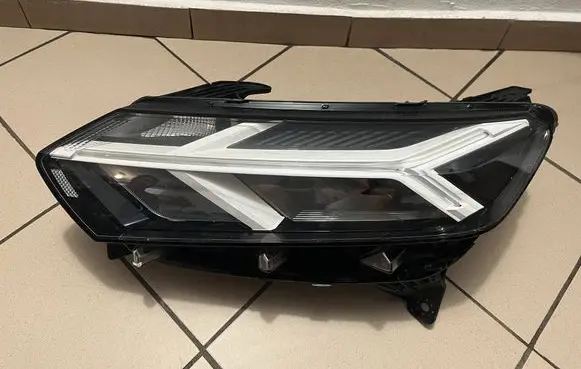 Dacia Sandero III Headlight/headlamp 260601750R