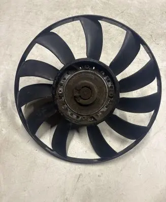 Volkswagen PASSAT B5.5 Fan impeller 058121301B