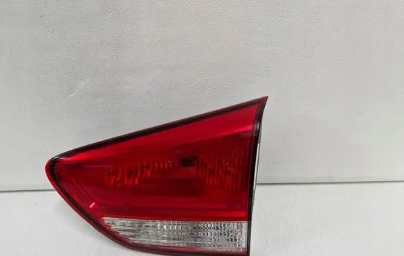 KIA Carens III Rear/tail lights 92404-A4010