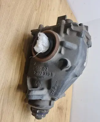 BMW 4 F32 F33 Rear differential 7603748 E27091315 0714040819420003
