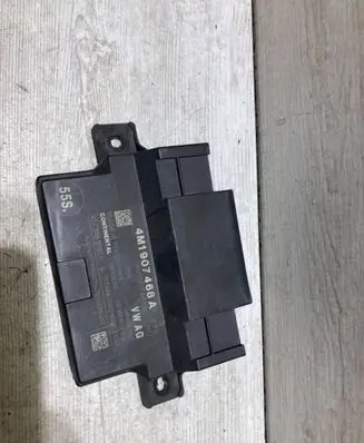 Audi A4 S4 B9 Gateway control module 4M1907468A