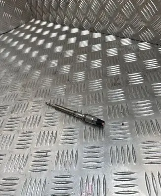 Skoda Yeti (5L) Glow plug 03L905061G