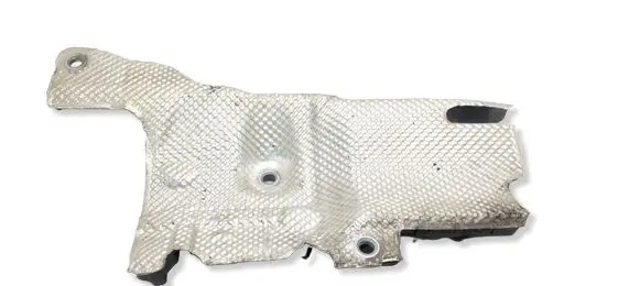 Volkswagen PASSAT B8 Heat shield in engine bay 04L103954AL