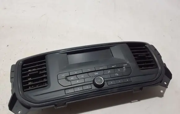 Toyota Proace Screen/display/small screen 9828132480