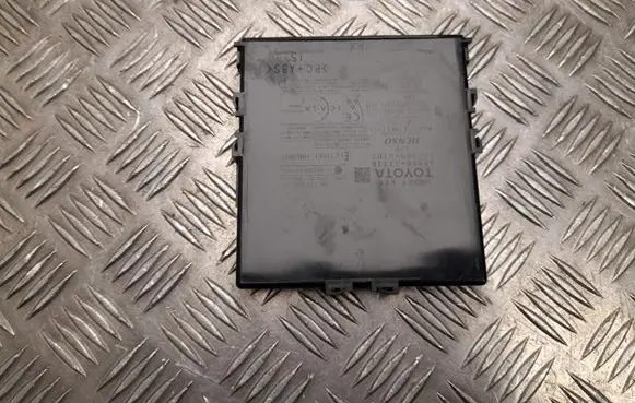 Lexus ES VII XZ10 Keyless (KESSY) go control unit/module 8999033730