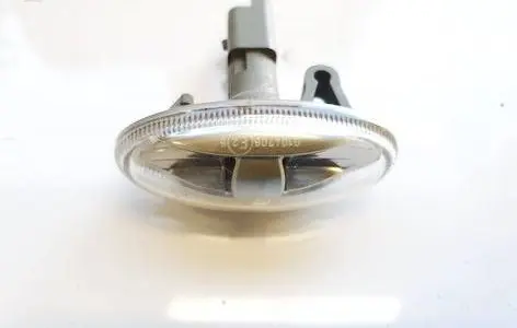 Peugeot Partner Front fender indicator light 9680057480