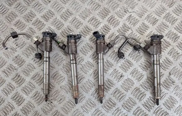 Opel Combo E Fuel injector 9828959880 0445110955