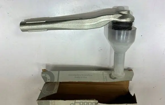 Mercedes-Benz C W205 Steering tie rod A2054600605