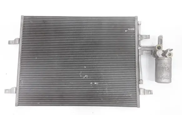 Volvo XC60 A/C cooling radiator (condenser)
