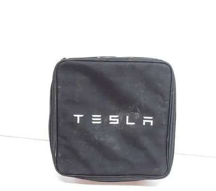 Tesla Model 3 Electric car charging cable 112125400G 147907500C