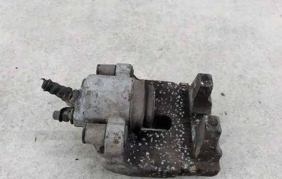 BMW X6 F16 Rear brake caliper 
