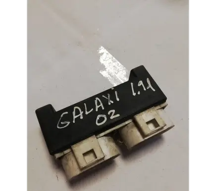Ford Galaxy Coolant fan relay 7MO000317C 95VW8653DA