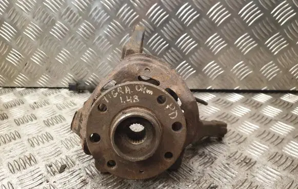 Front wheel hub