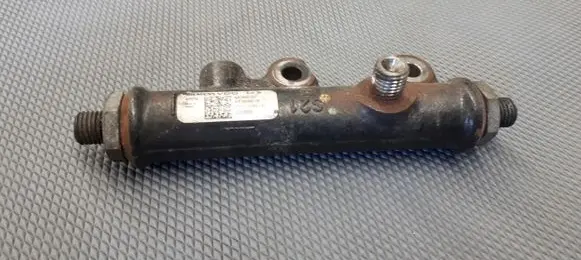 Jaguar S-Type Fuel main line pipe 4r8q-c066-ae