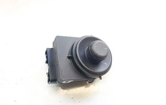 Opel Insignia A Wing mirror switch 13271827 211723