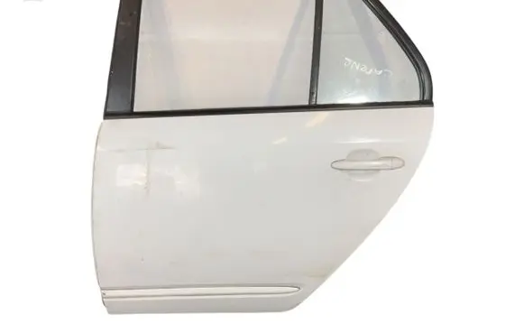 KIA Carens III Rear door 43R000070