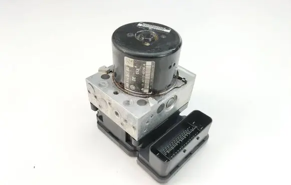 Volkswagen Golf VI ABS Pump 1K0907379AD 1K0614517BD