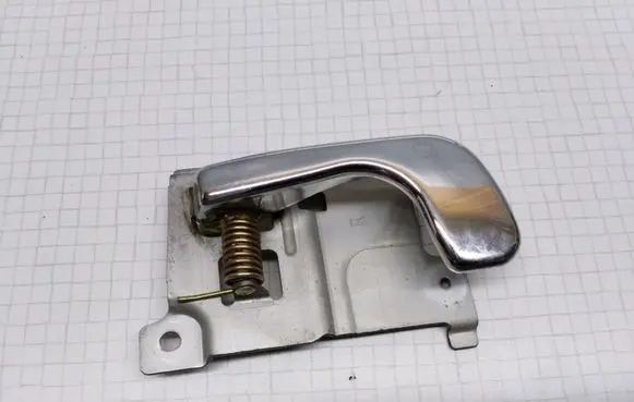 Mitsubishi Galant Front door interior handle