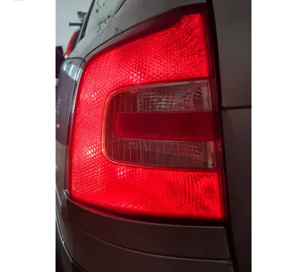 Skoda Octavia Mk2 (1Z) Rear/tail lights 1Z9945257 27592102
