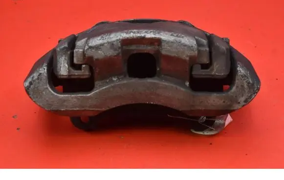 Volvo XC90 Front brake caliper 30657307