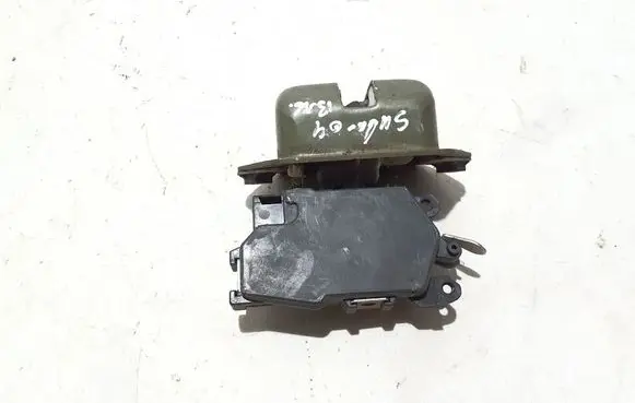 Subaru Forester SG Loading door lock 63032SA000