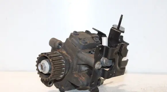 Renault Megane IV Fuel injection high pressure pump A2C53351931 H8201100115