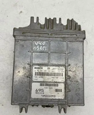 Volvo S40, V40 Engine control unit/module 7700110648 P30613695 0281001906