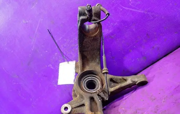 Renault Scenic II - Grand scenic II Front wheel hub spindle knuckle