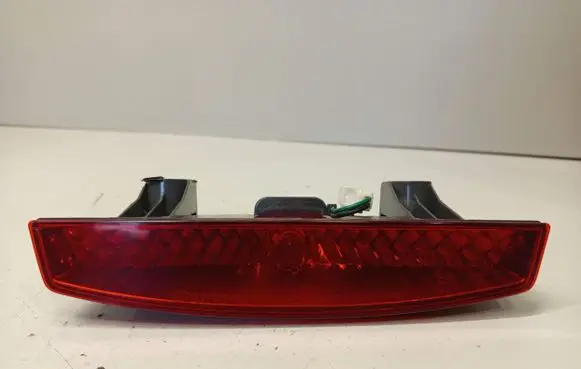 KIA Rio Third/center stoplight 927501G2