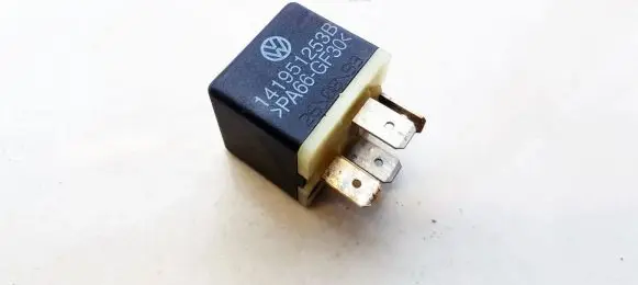 Volkswagen Caddy Other relay 141951253B