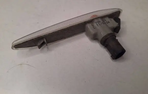 BMW 7 E65 E66 Front fender indicator light 6906394