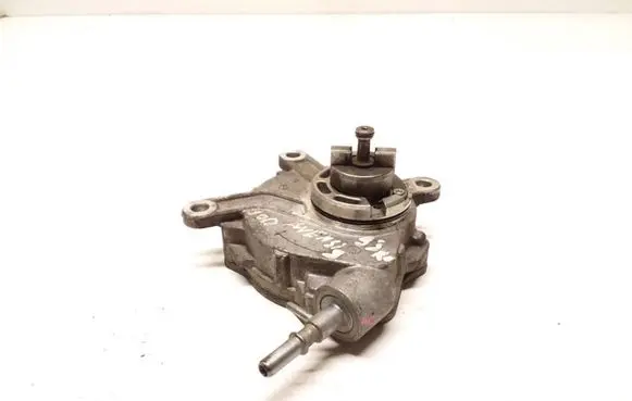 Toyota Avensis T250 Vacuum pump