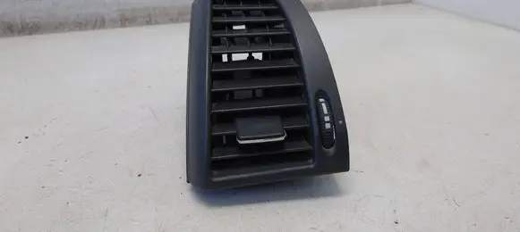 Mercedes-Benz Vito Viano W639 Dashboard side air vent grill/cover trim A6398300154 6398300154