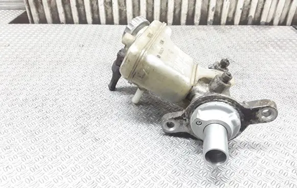 Suzuki Swift I Master brake cylinder 0204254769