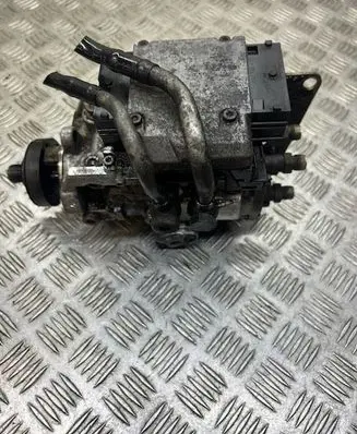 Opel Vectra C Fuel injection high pressure pump 0470504205 24451344