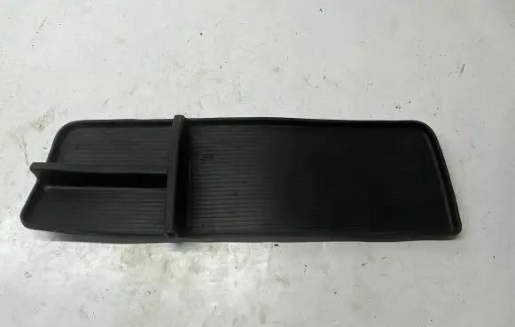 Dodge RAM 1500 DS Other center console (tunnel) element 1RT53TRM